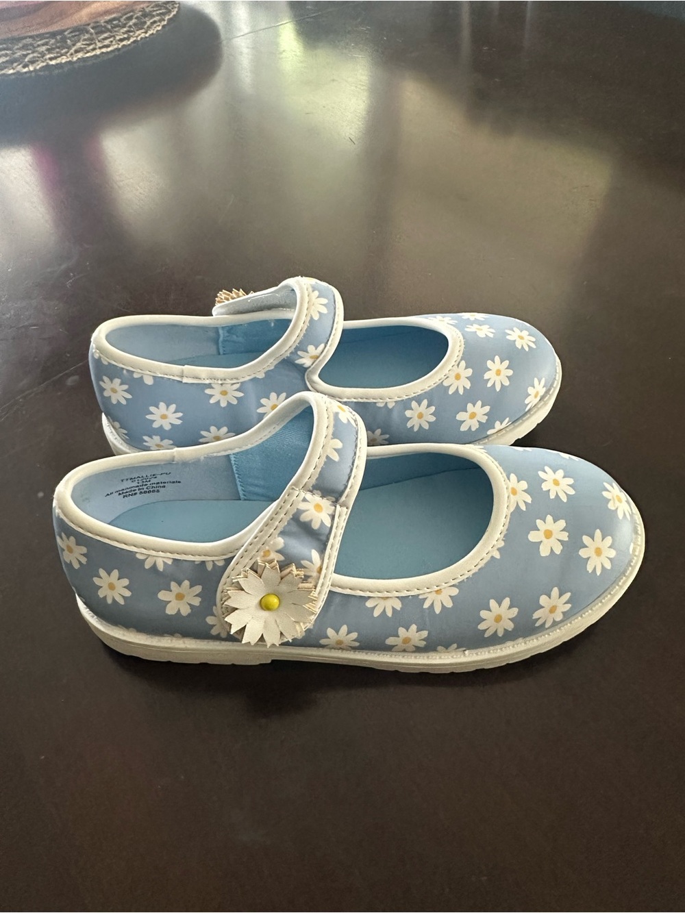 Kids Mary Jane Shoes - Light Blue with White Daisy Print